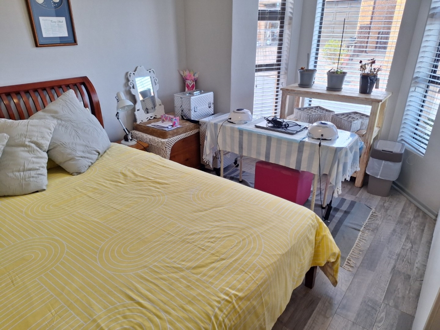 3 Bedroom Property for Sale in Hartenbos Central Western Cape